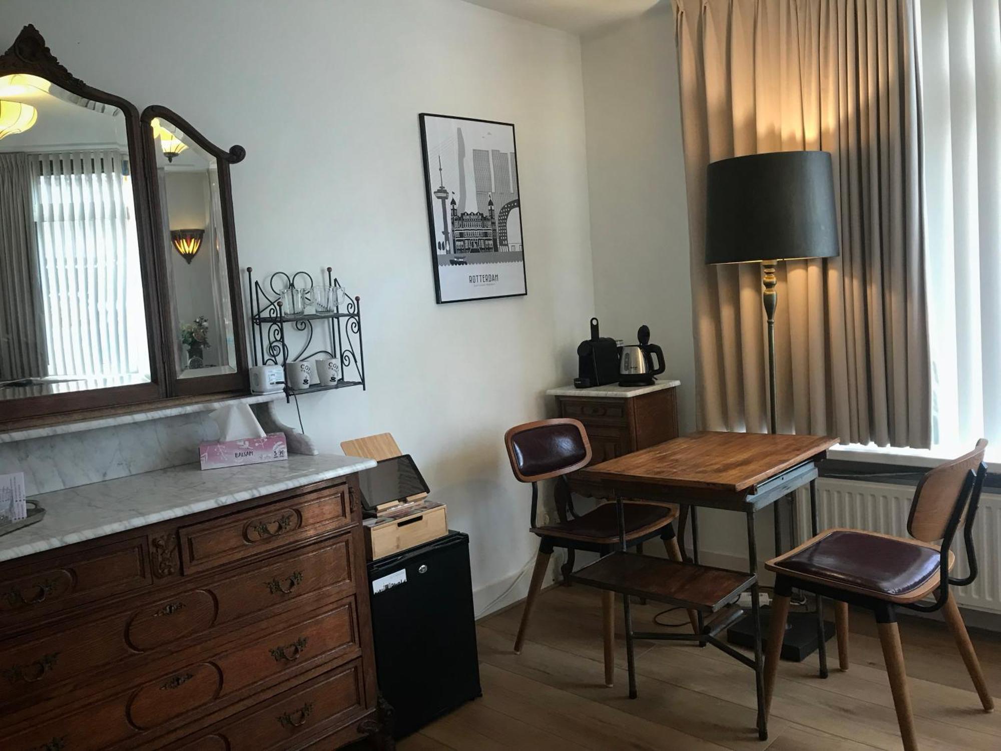 Bed And Breakfast Rotterdam Ngoại thất bức ảnh