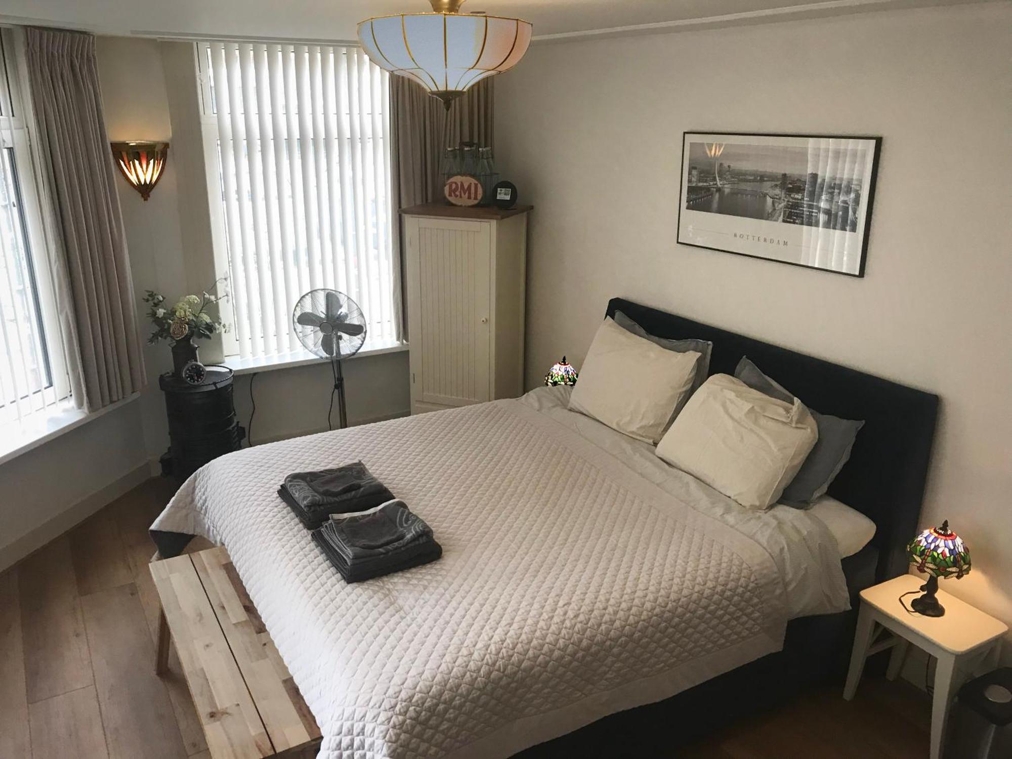 Bed And Breakfast Rotterdam Ngoại thất bức ảnh